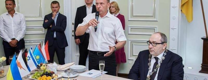  �������� ��������� ���� �����-���������� 