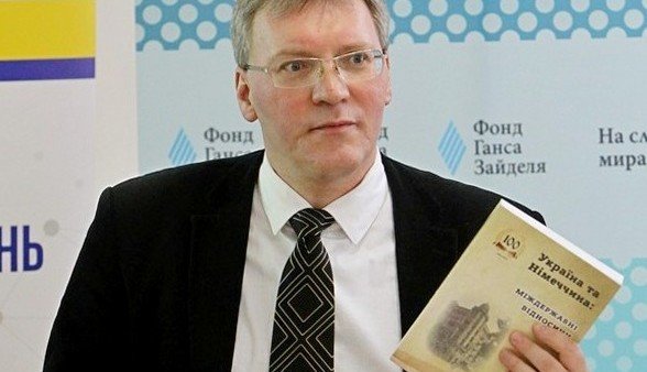  ������������ ���������� �������� ����� �������-���������� ������ 