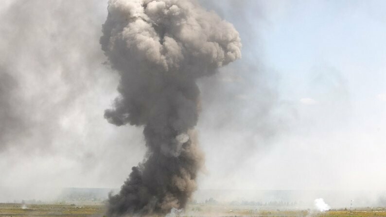 Росіяни обстріляли Семенівську громаду: постраждала череда корів та спалахнув будинок
