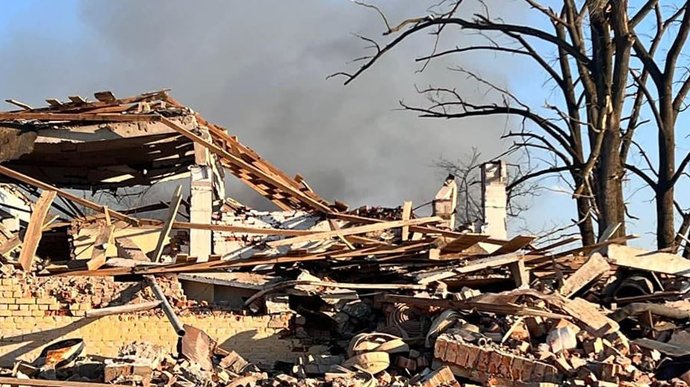 Війська рф обстріляли дві громади на Чернігівщині: є руйнування