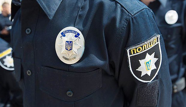 Патрульні Чернігова за вихідні повернули 2 вкрадених телефони