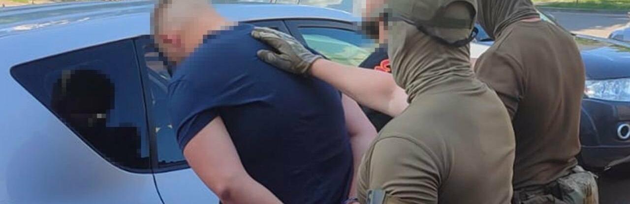 Викрадали та катували людей: на Чернігівщині затримали банду рекетирів