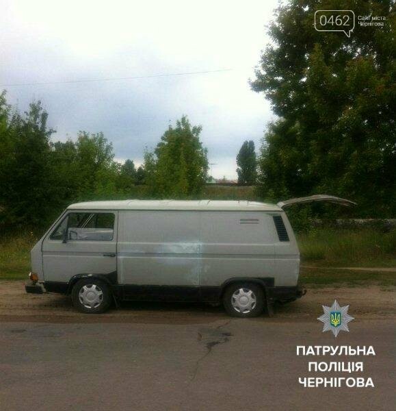 Черниговские патрульные задержали браконьера с незаконным л..., фото-1 Черниговские патрульные задержали браконьера с незаконным лесом, фото-1