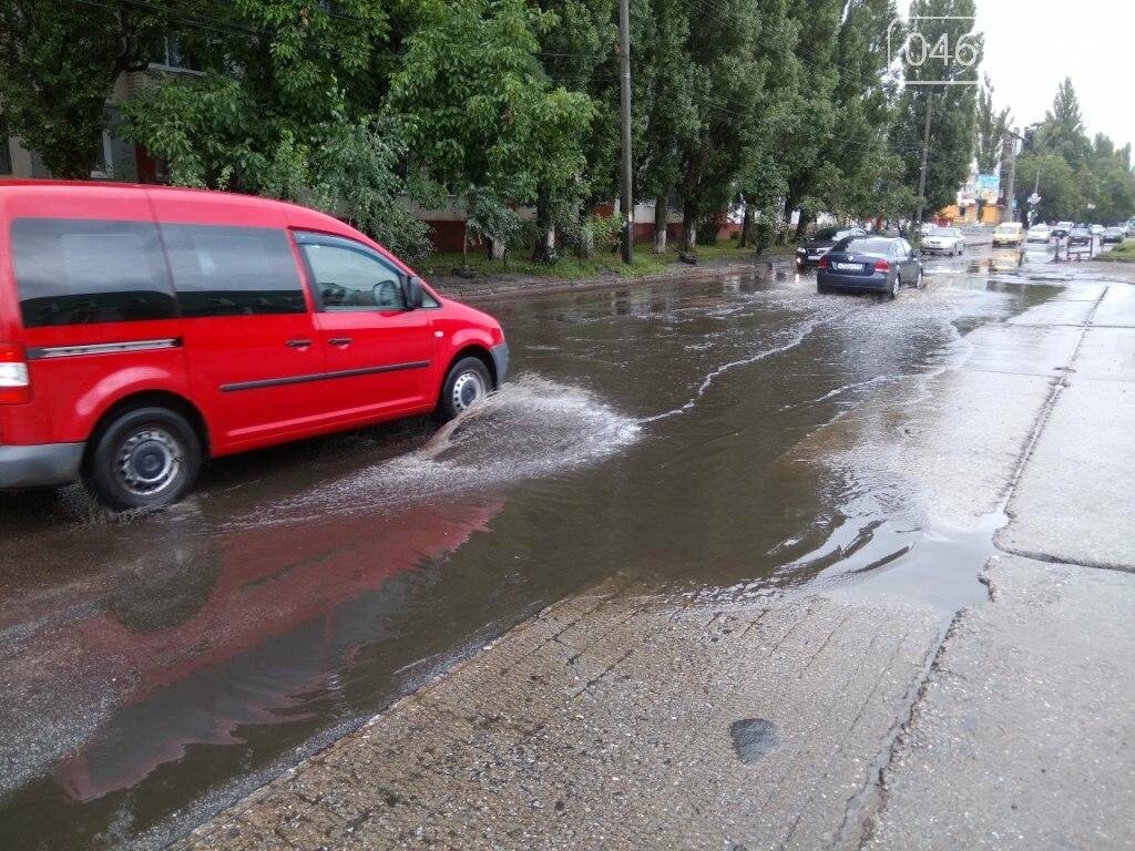 Самые легендарные лужи Чернигова. ТОП-10, фото-16 Самые легендарные лужи Чернигова. ТОП-10, фото-16