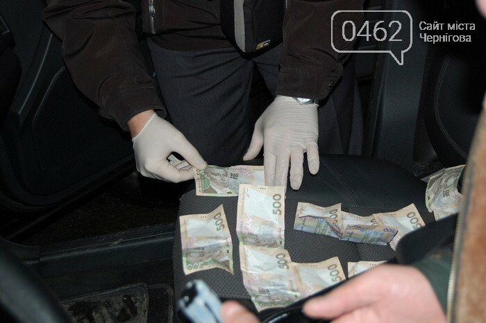 На Черниговщине на взятке задержали депутата горсовета, фото-3 На Черниговщине на взятке задержали депутата горсовета, фото-3