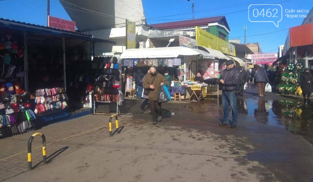 У Чернігові знесуть 11 старих кіосків на зупинках, фото-4