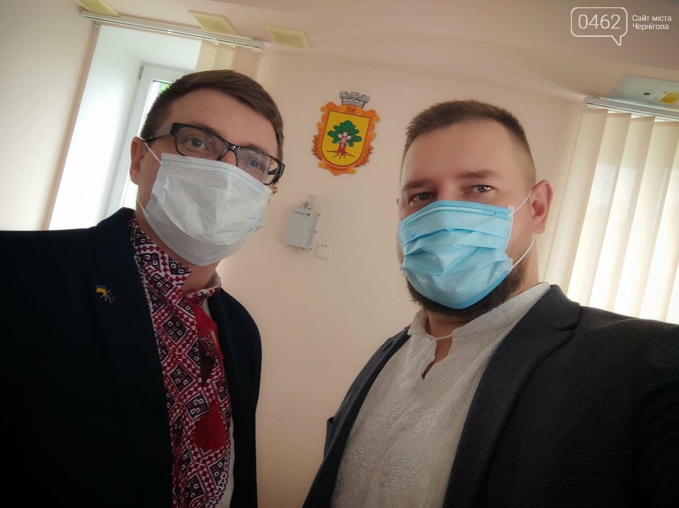 Керівник проєкту DOBRE, Павло Пущенко та колишній директор Департаменту сім'ї, молоді та спорту Чернігівської ОДА, Андрій Кужель