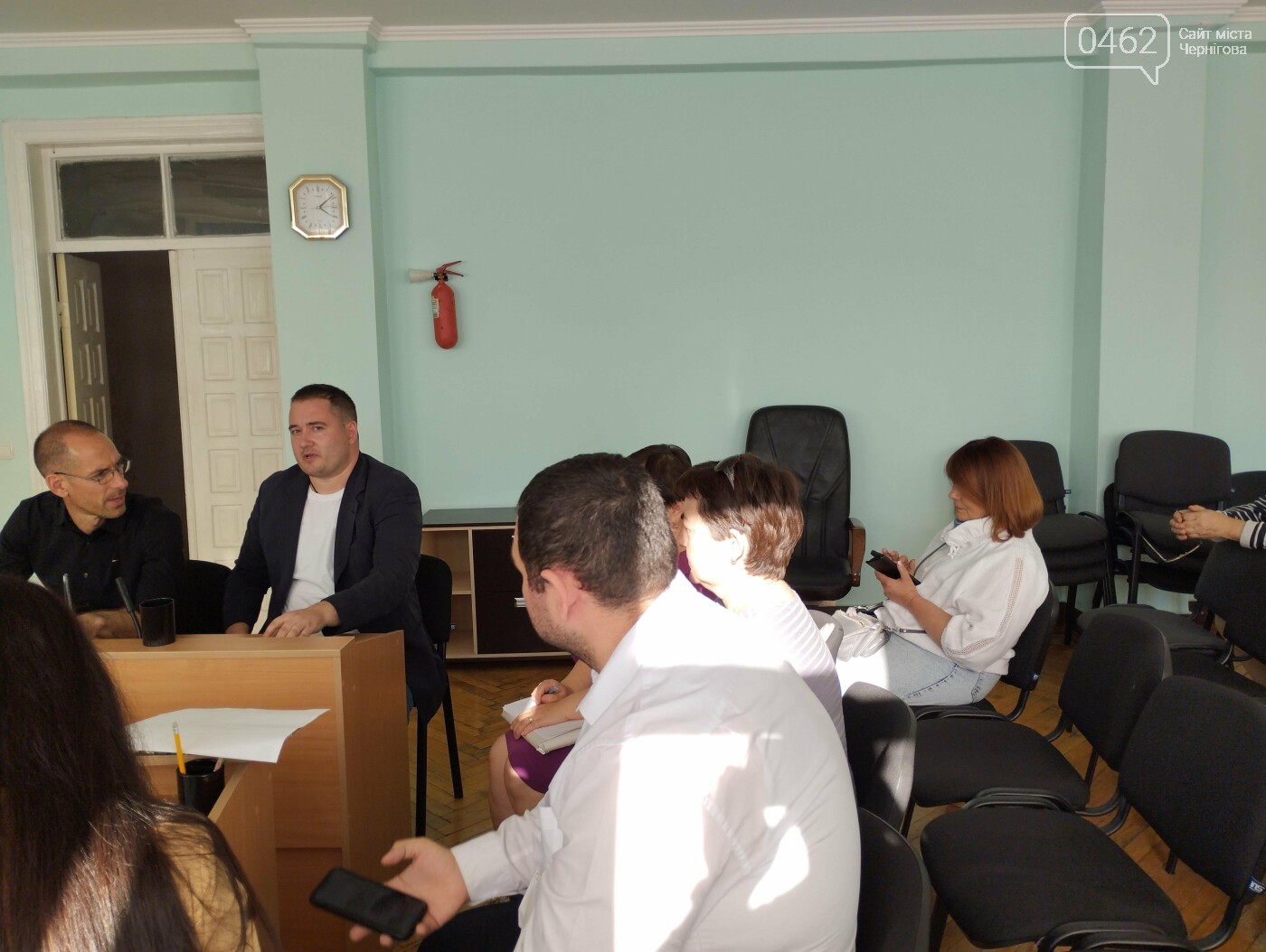 Олександр Шамко (крайній ліворуч) під час судового засідання