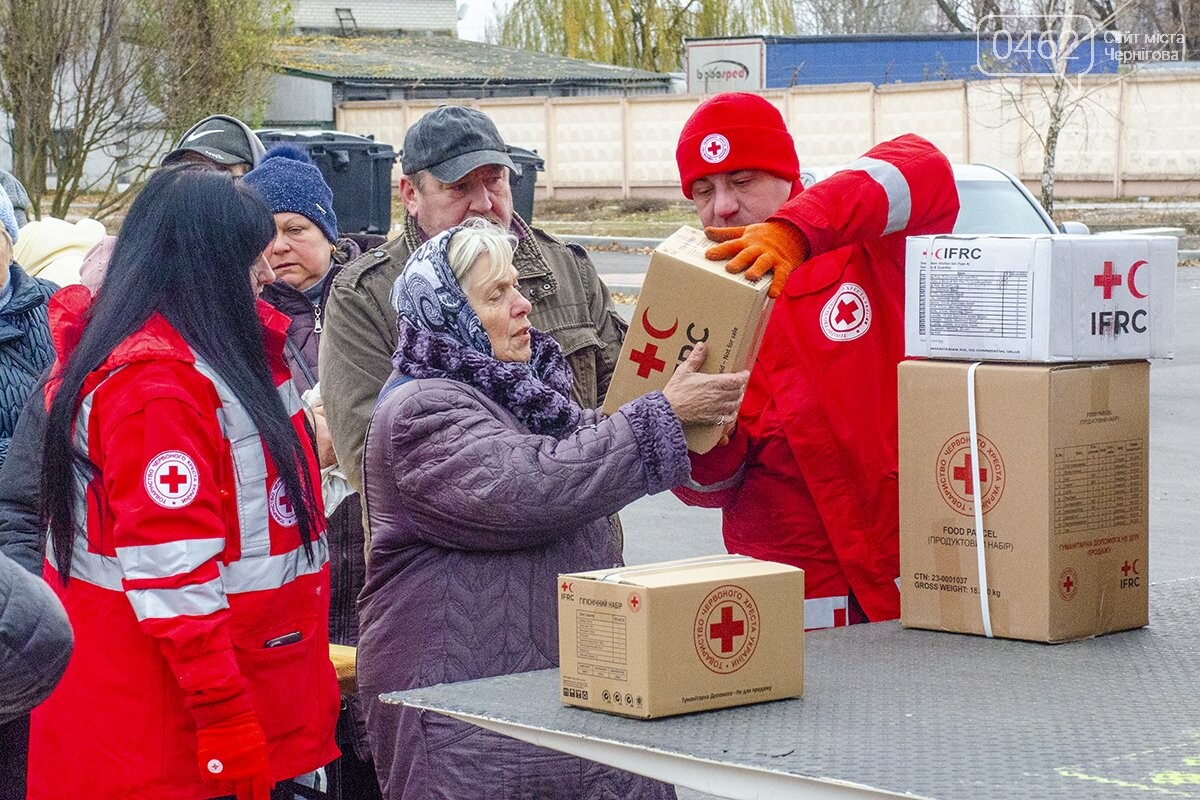 Чернігову надають допомогу міжнародні партнери та друзі