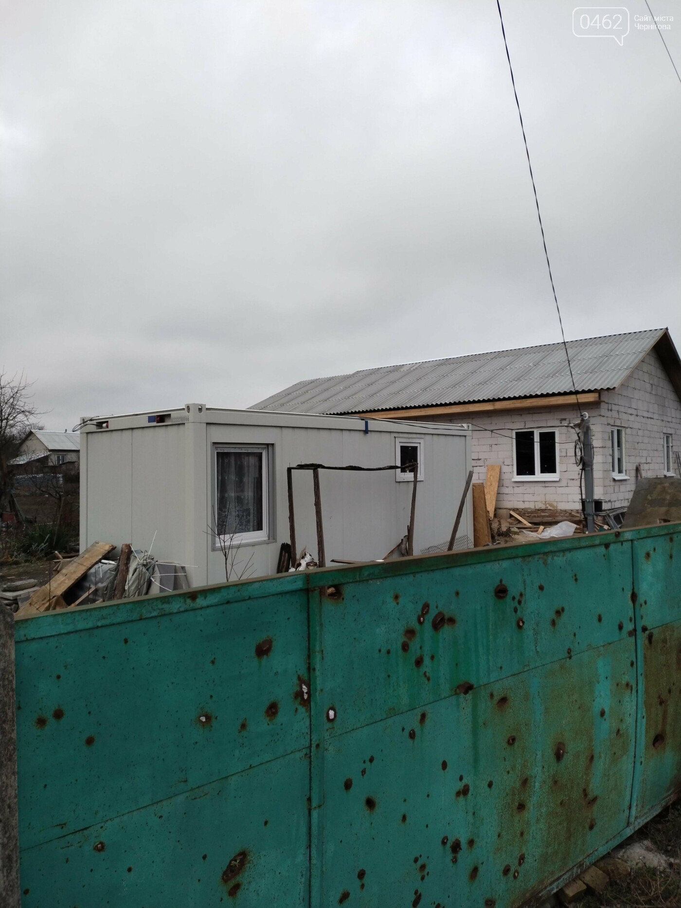 Будинки відновлюються силами власників і за допомогою волонтерів