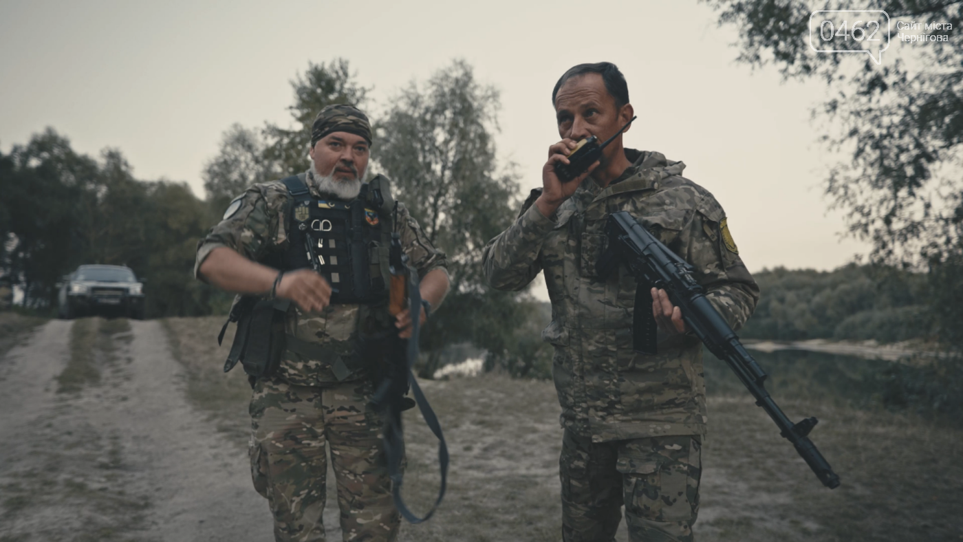 Кадри з фільму «Земля»