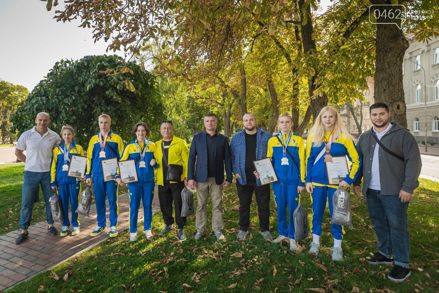 Призери чемпіонату Азії серед юнаків та дівчат та їх тренери