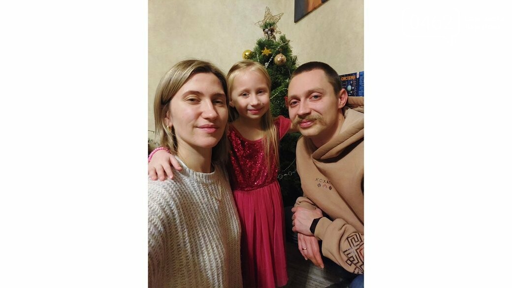 Дмитро Горнов з дружиною та донечкою