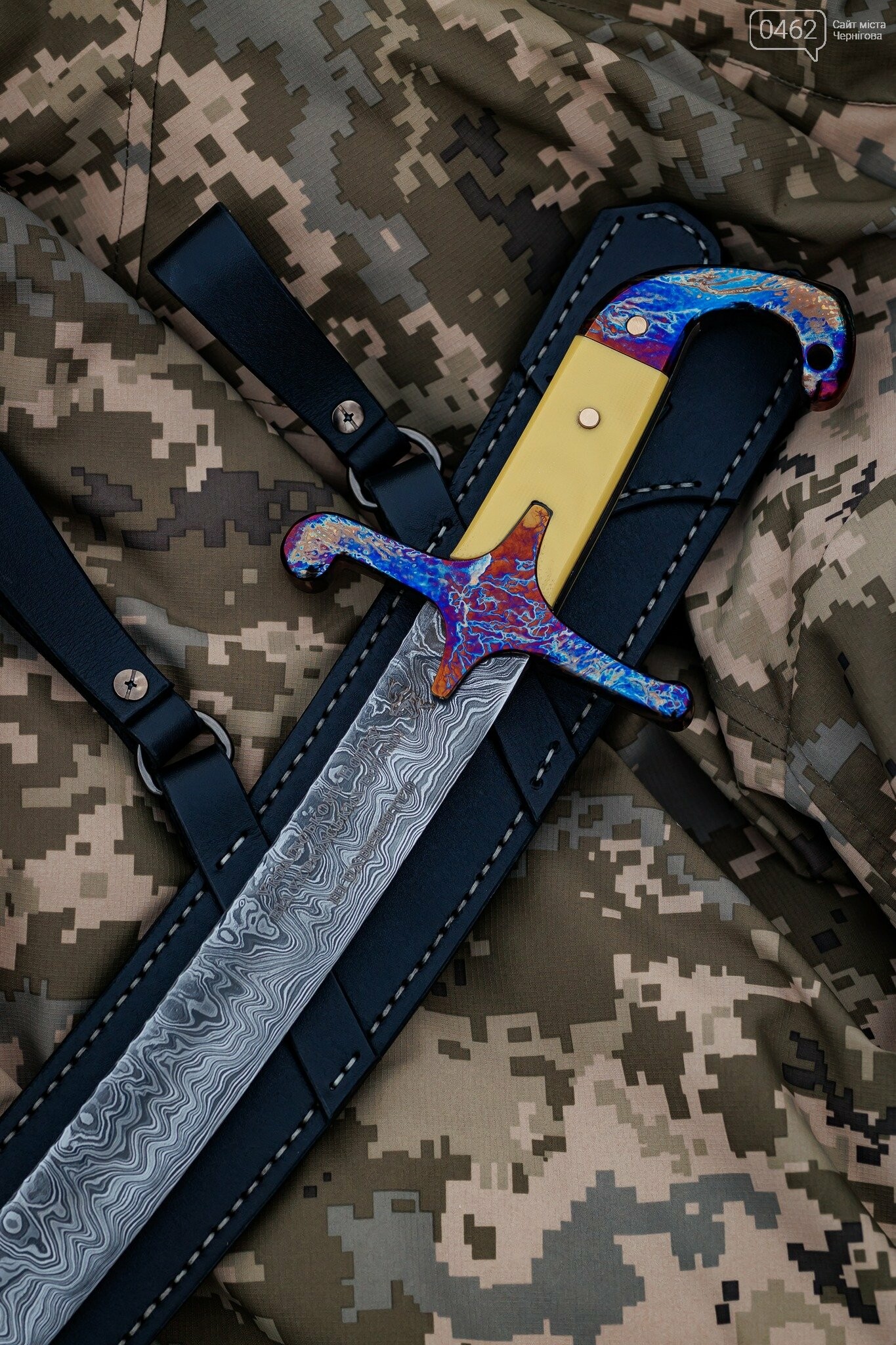 Олександр Усик з шаблею