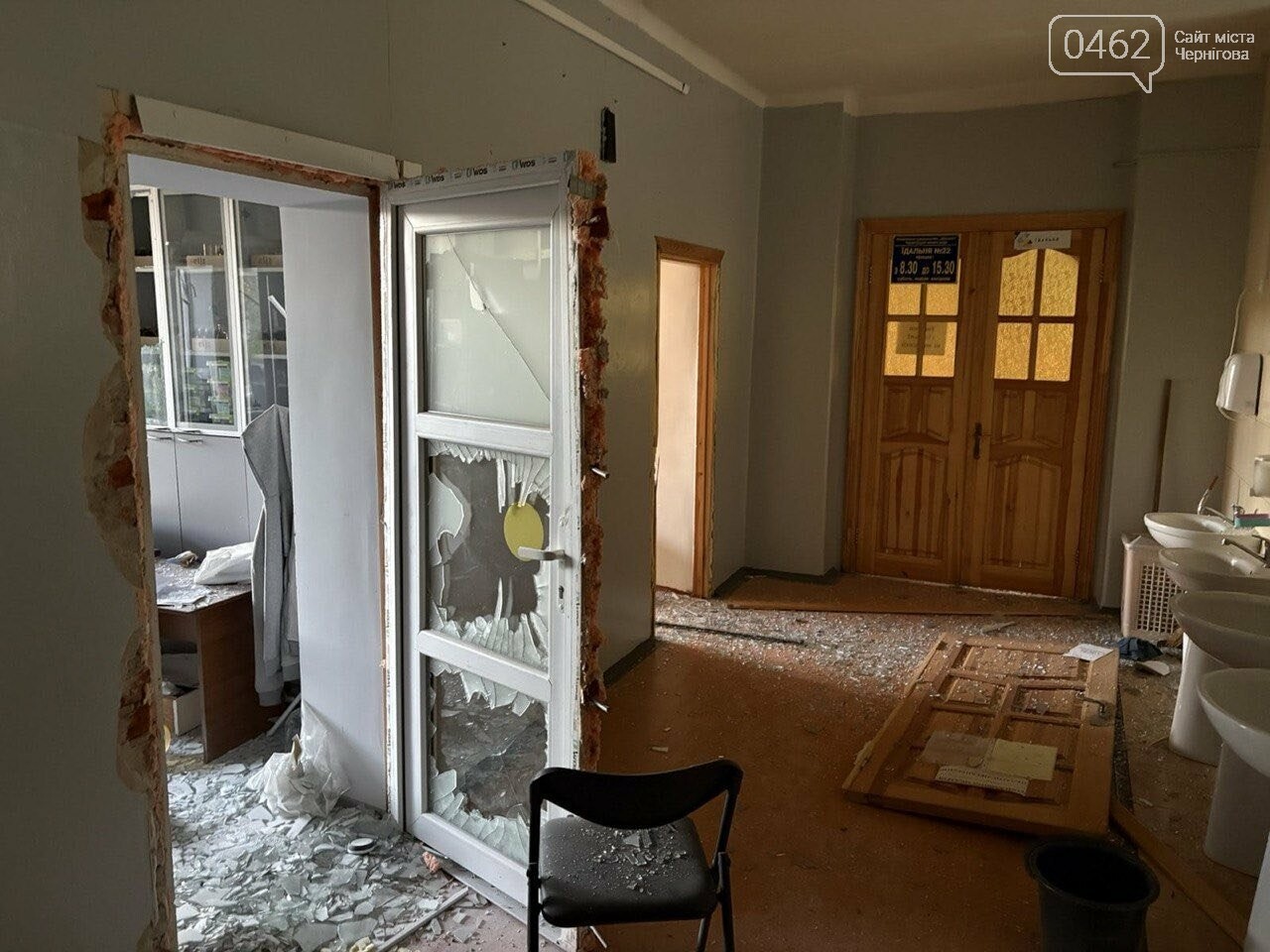 Руйнування внаслідок атаки росіян у Чернігові, 19 квітня