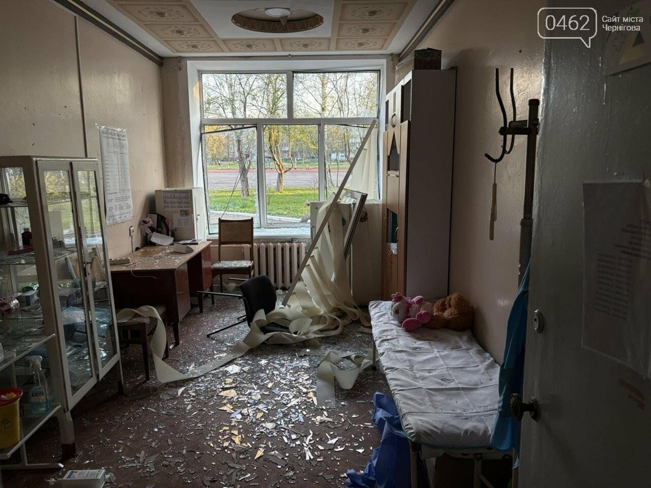 Руйнування внаслідок атаки росіян у Чернігові, 19 квітня