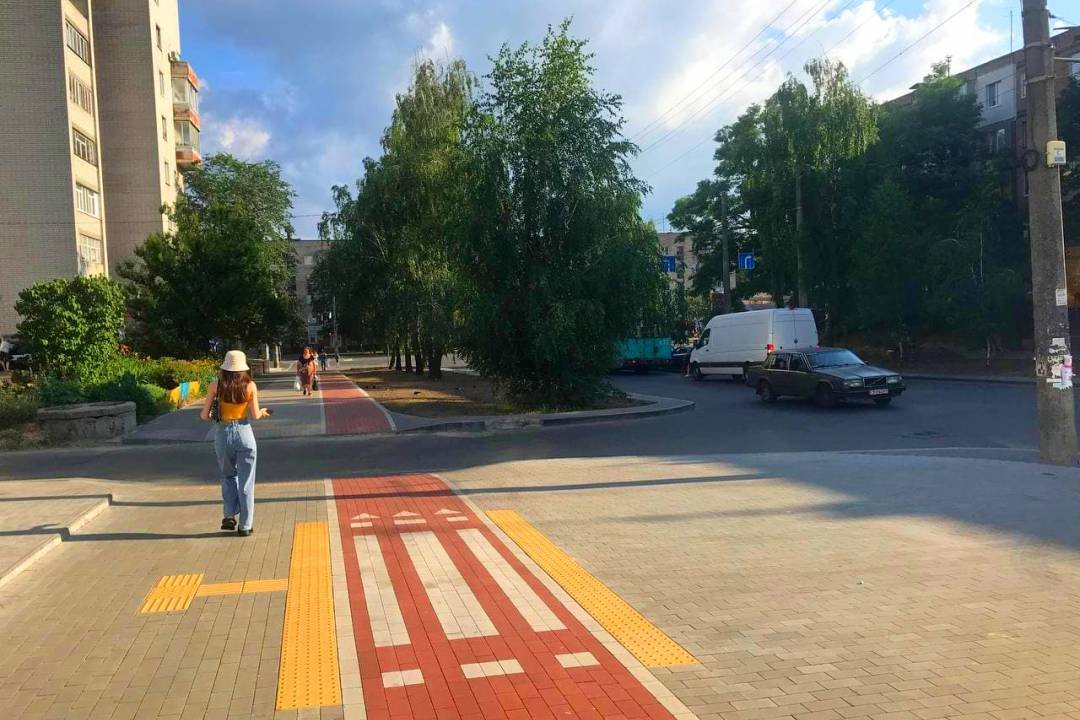 Комфортне місто: у Чернігові облаштовано більше 40 км велодоріжок, фото-7