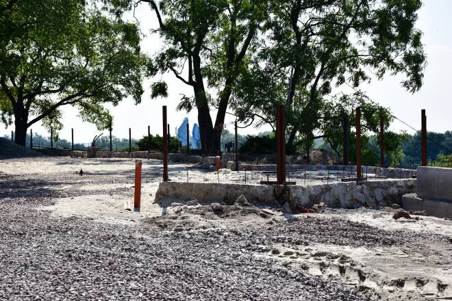 Вал у Чернігові: доріжки почали вкладати новим клінкером (ФОТОРЕПОРТАЖ), фото-19