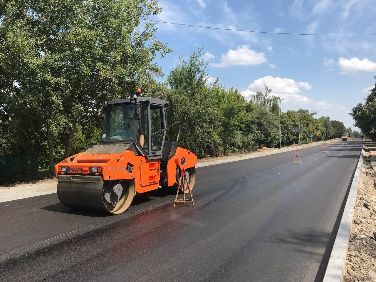 На Кільцевій біля виїзду з Чернігова закінчують укладати асфальт. Коли черга решти об‘єктів об‘ї..., фото-10, Фото: Пресслужба Чернігівської міськради