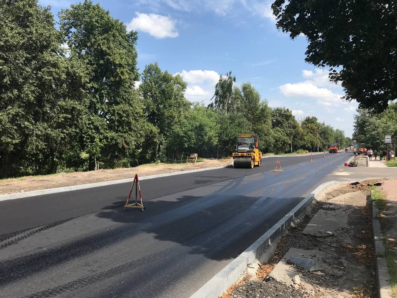На Кільцевій біля виїзду з Чернігова закінчують укладати асфальт. Коли черга решти об‘єктів об‘ї..., фото-3, Фото: Пресслужба Чернігівської міськради