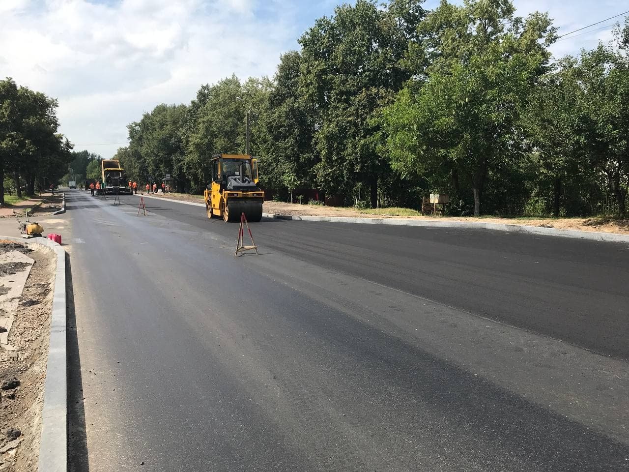 На Кільцевій біля виїзду з Чернігова закінчують укладати асфальт. Коли черга решти об‘єктів об‘ї..., фото-6, Фото: Пресслужба Чернігівської міськради