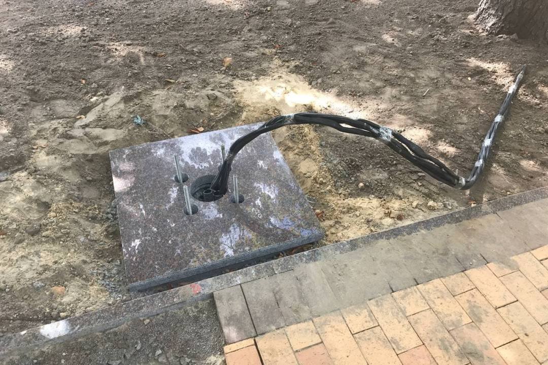 Вал у Чернігові: вкладають газон та встановлюють ліхтарі (ФОТОРЕПОРТАЖ), фото-20