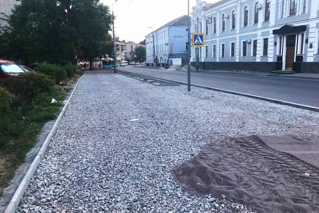 Вулиця Шевченка. Роблять тротуари і не забувають про дерева. Скільки планують висадити? (СВІЖІ ФОТО), фото-8