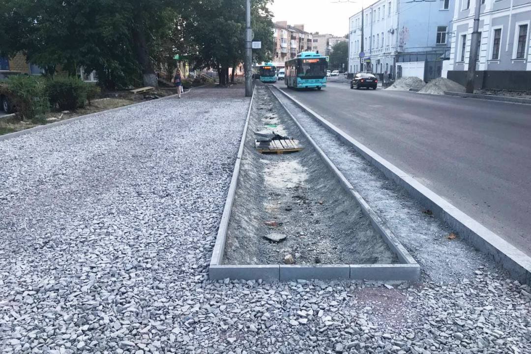 Вулиця Шевченка. Роблять тротуари і не забувають про дерева. Скільки планують висадити? (СВІЖІ ФОТО), фото-9