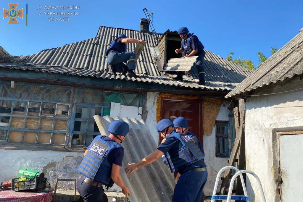 Як рятувальники з Чернігівщини допомагають жителям Донбасу