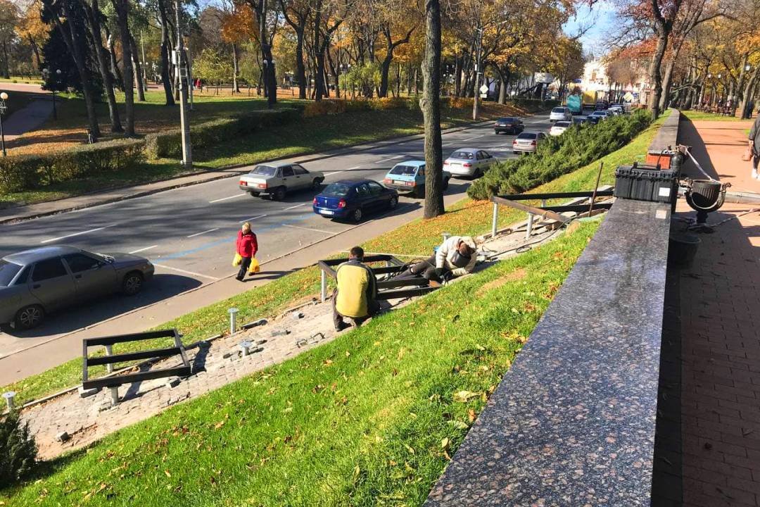 На Валу у Чернігові вимальовуються обриси нових сходів