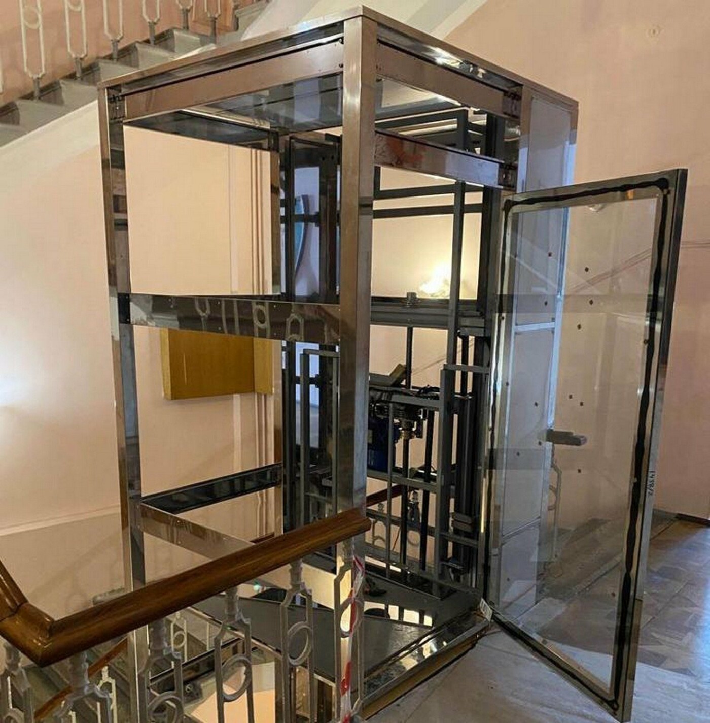 Мобільність і доступність: у Чернігівській філармонії встановили ліфт, фото-1