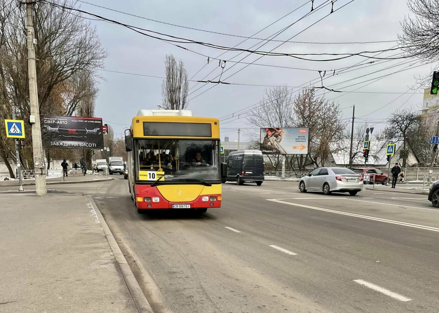 автобус з Жешува на вулицях Чернігова