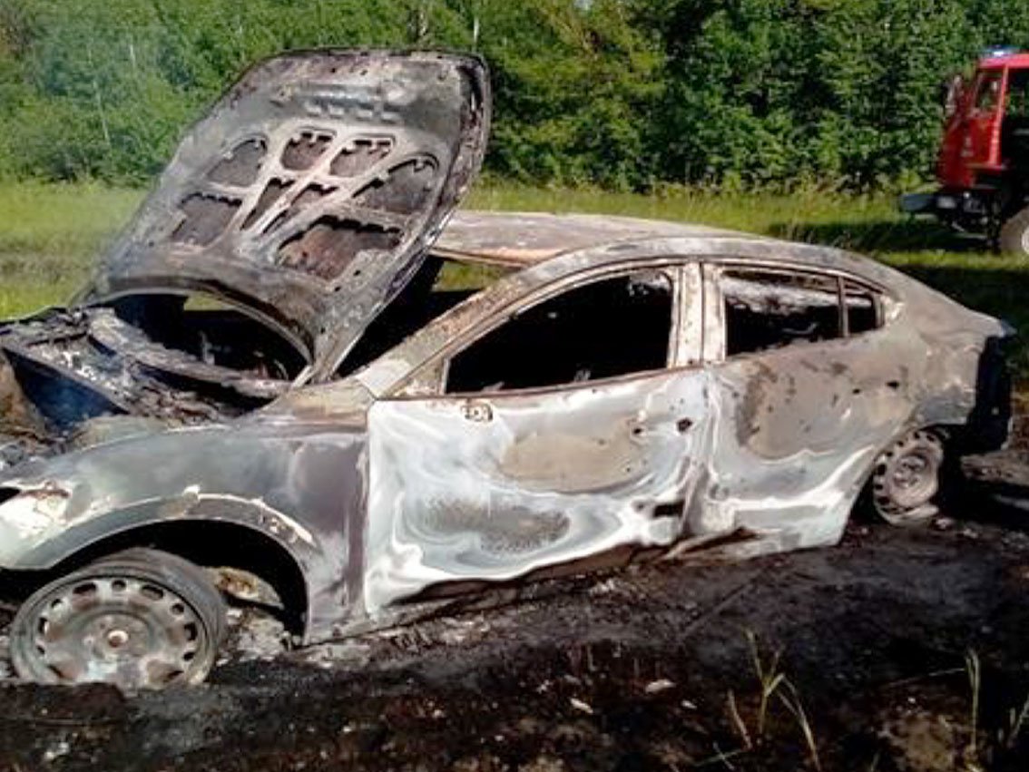 Розстріляли автівку з родиною, підпалили та закопали: на Чернігівщині затримали підозрюваних у вбивстві киян, фото-5