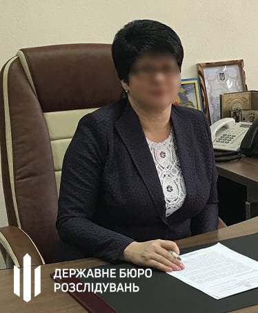 ДБР повідомило про підозру начальниці Держгеокадарстру на Чернігівщині, яка дозволила приватизувати понад 60 га землі, фото-1