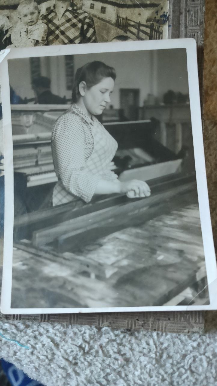 Раїса Григорівна на роботі