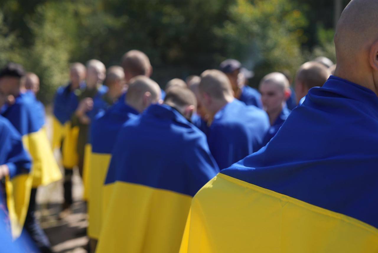 Україна повернула 115 захисників, що перебували у російському полоні