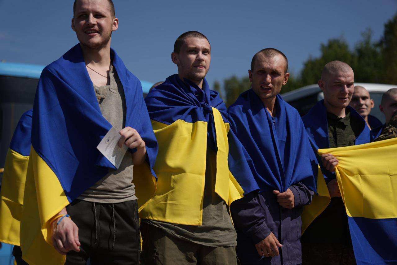 Україна повернула 115 захисників, що перебували у російському полоні