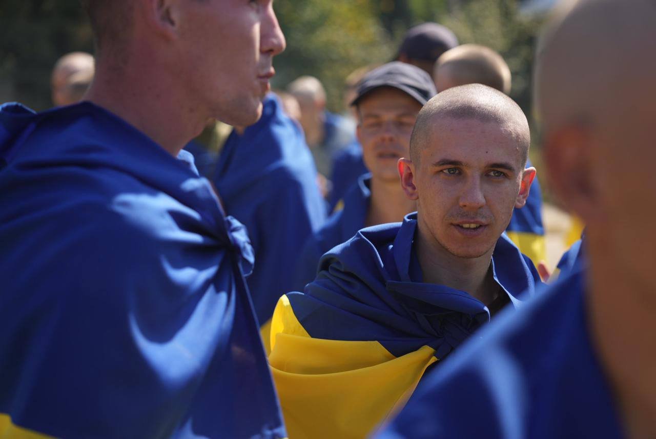 Україна повернула 115 захисників, що перебували у російському полоні
