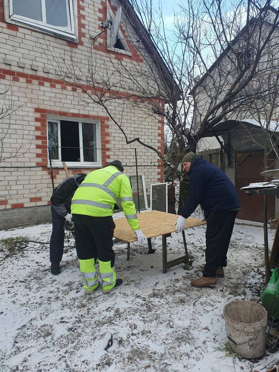 Допомога жителям пошкоджених будинків