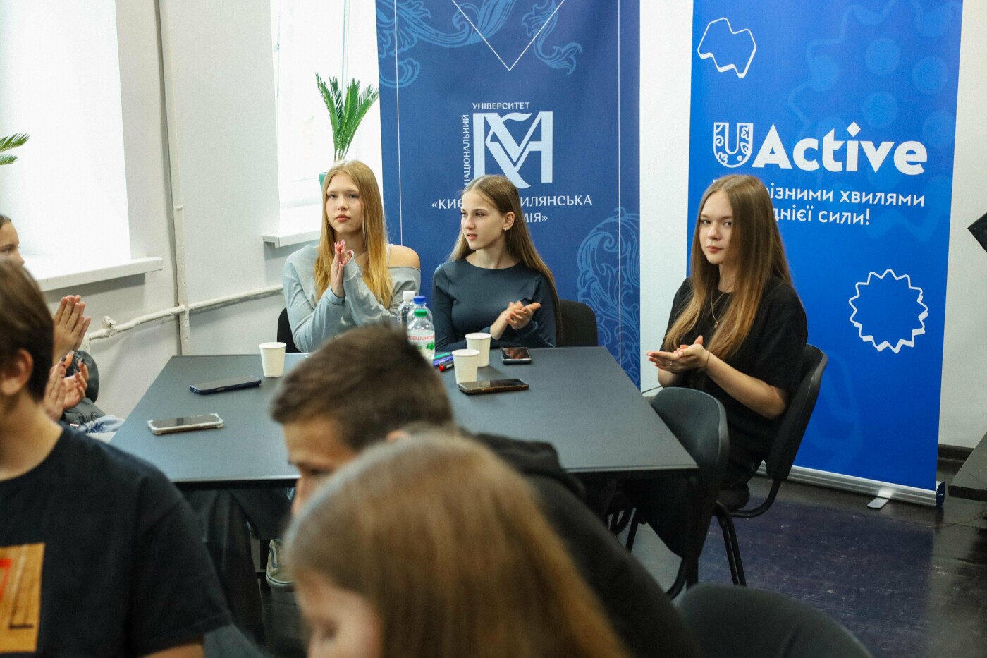 Учасники під час тренінгу