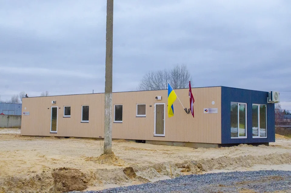 Латвійські будиночки на вулиці Дрозда у листопаді 2023 року, світлина Сергія Тонканова