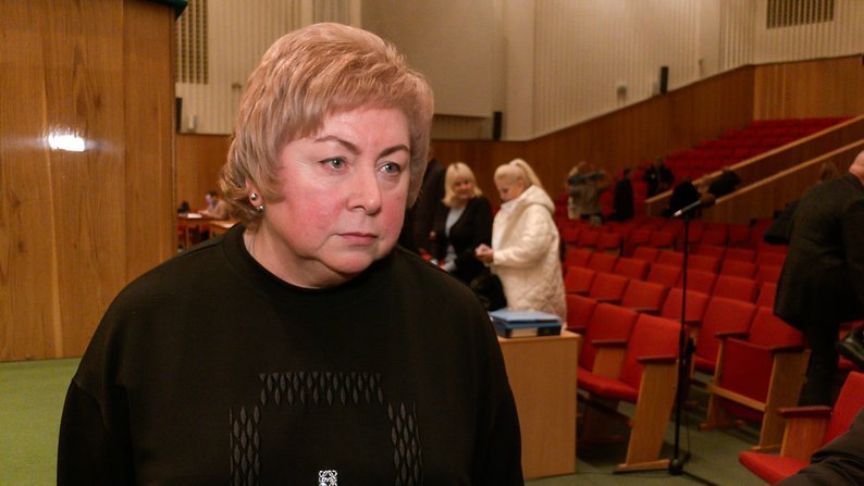 Олена Дмитренко