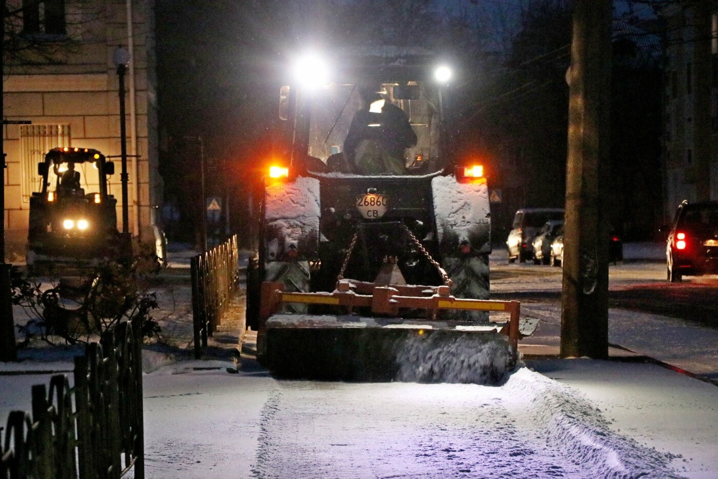 Працюють техніка і люди