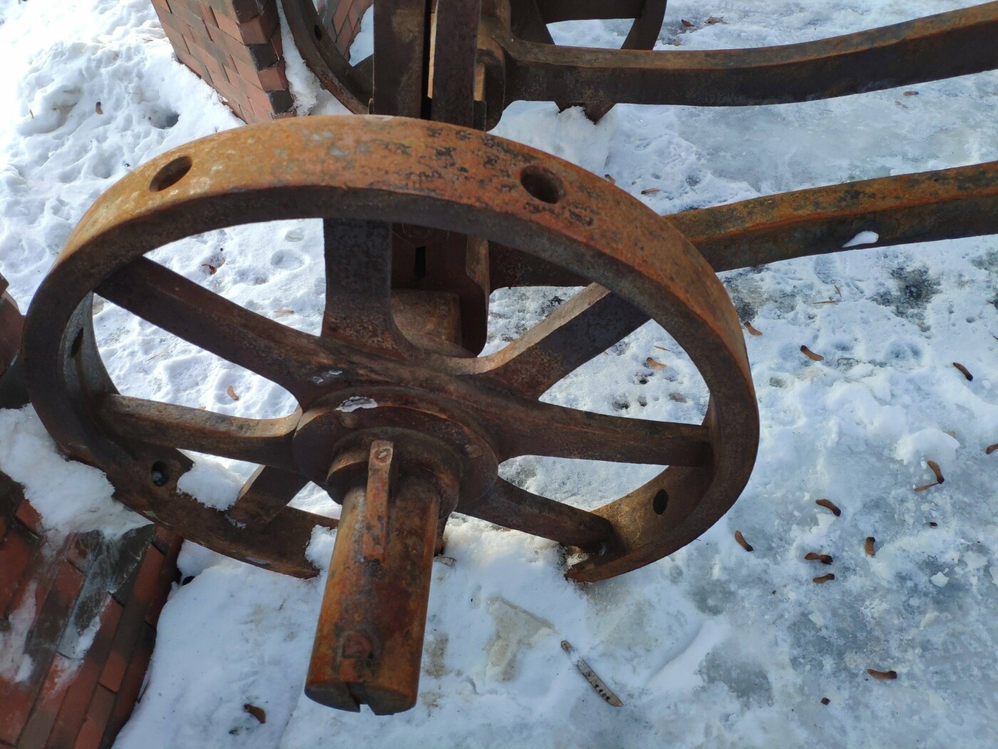 Іржаві гармати на Валу у Чернігові