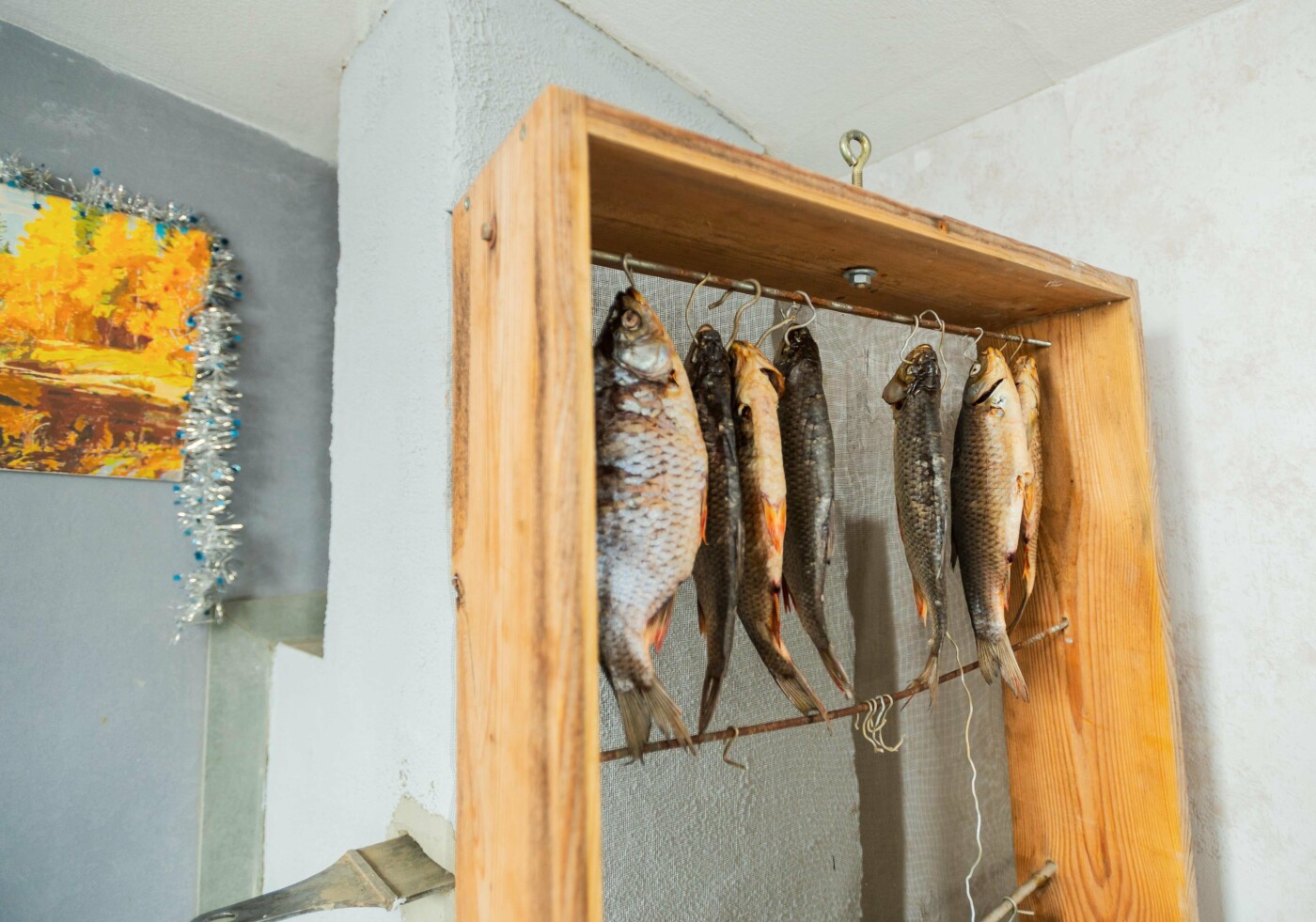 Відновлена літня кухня, в якій мешкала родина