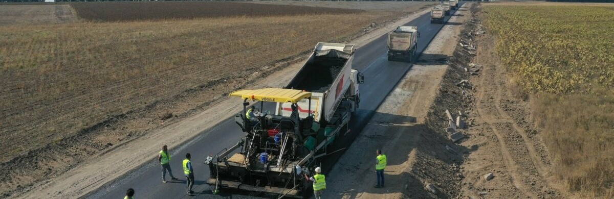 Цього року на Чернігівщині обіцяють відремонтувати 182 кілометри доріг та 14 мостів