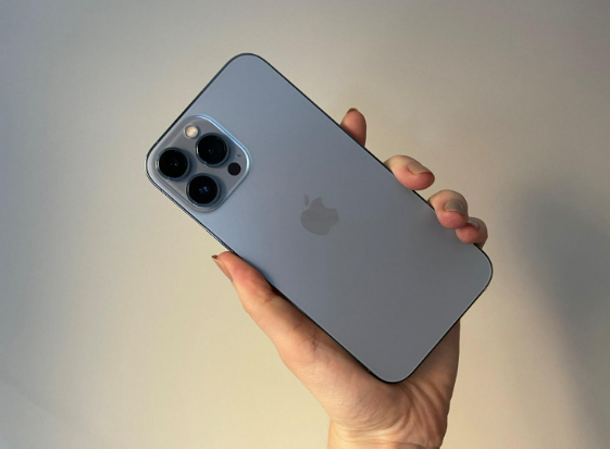 iPhone 13 Pro iPhone 13 Pro