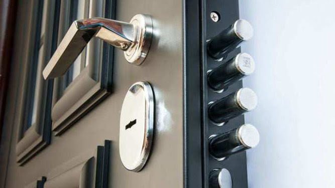 Сувальдний замок